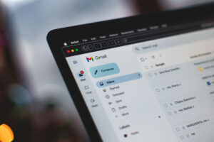 【2026年1月】GmailのPOP受信機能が終了へ！影響を受けるユーザーと今すぐ取るべき3つの対策