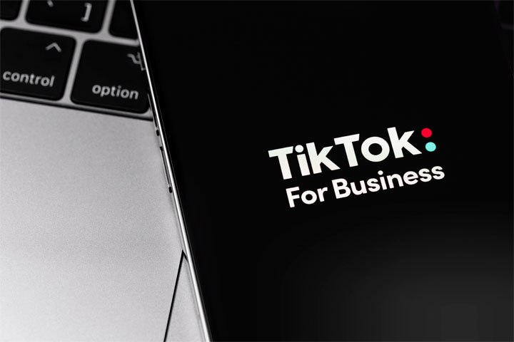 TikTok広告のCVR平均はどれくらい?業界・目的別の目安