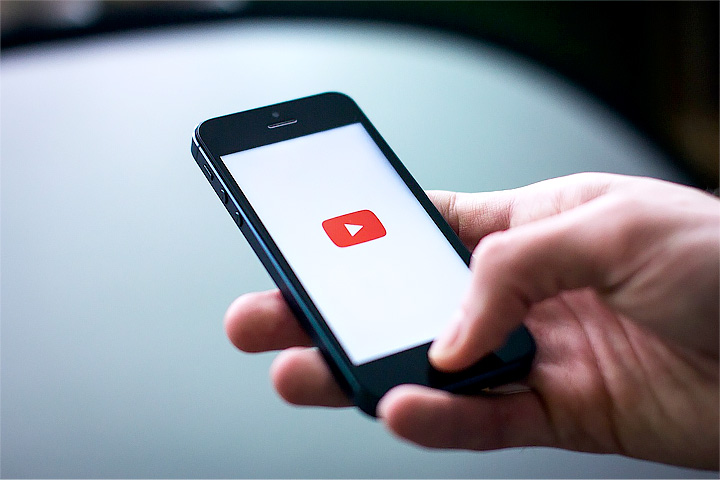 YouTubeアルゴリズムと評価指標の仕組み