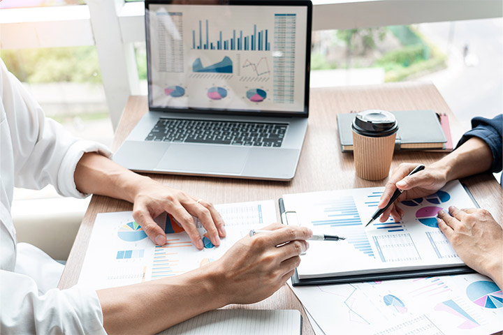 では、何で広告を評価すべきか